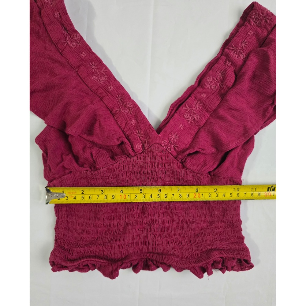 Stradivarius Smocked Crop Top Pink Embroidered Ruffle V-Neck Boho Sleeveless S - Picture 9 of 16